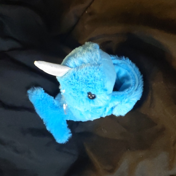Blue Narwhal Steering Wheel Buddy - Picture 2 of 3
